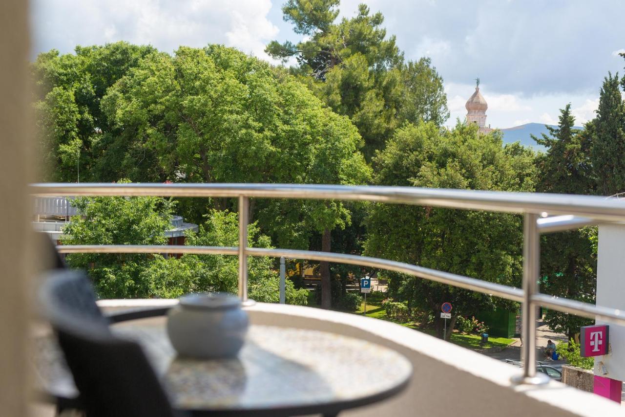 Apartment Paty Krk Town Buitenkant foto